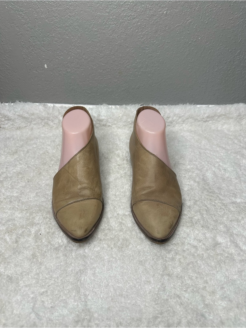 Free People Royale Flat Tan Leather Side Cutout Pointed Toe Slip on Sz EU36 USA6